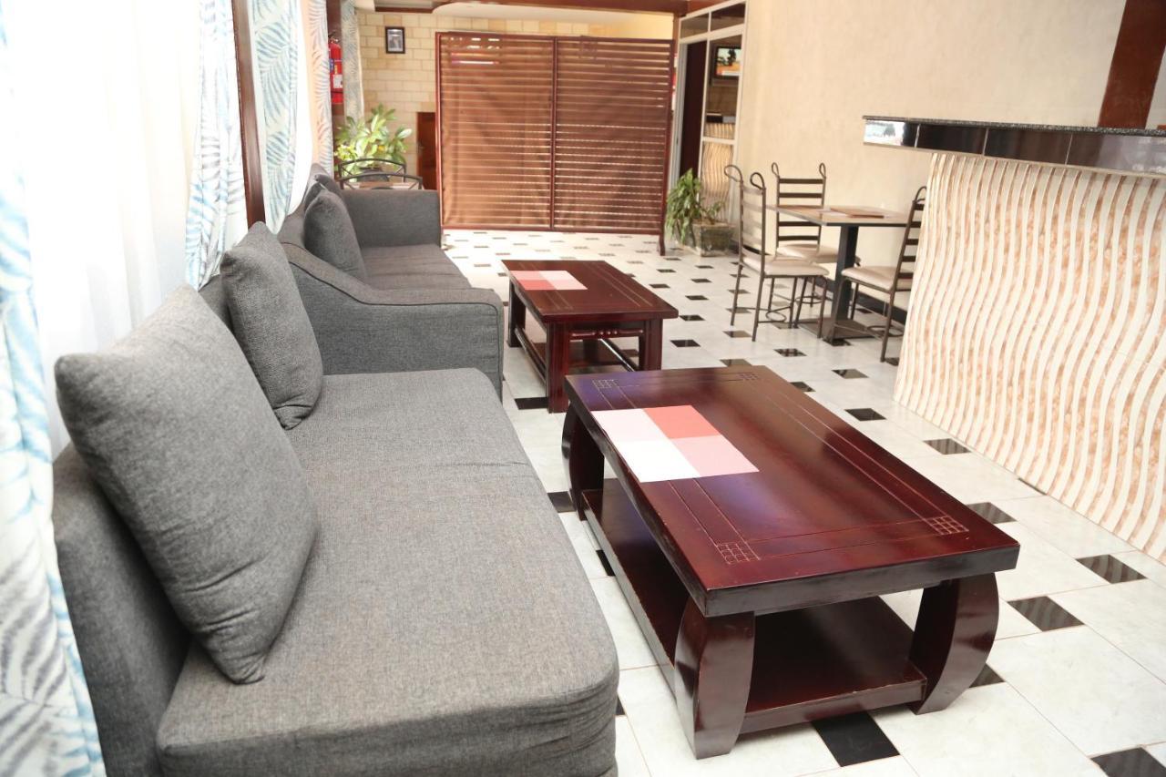 Harts Motel Kampala Buitenkant foto